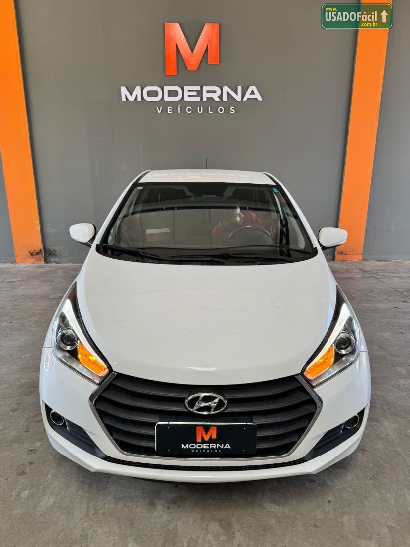 Hyundai HB20 Hatch Premium 1.6 Automático Flex 2017/2018 — foto 2 de 13