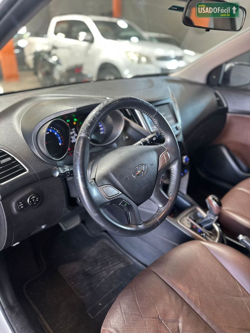 Hyundai HB20 Hatch Premium 1.6 Automático Flex 2017/2018 — foto 5 de 13