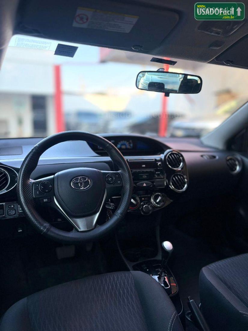 TOYOTA Etios Hatch XS 1.5 Automático Flex 2017/2018 — foto 10 de 14