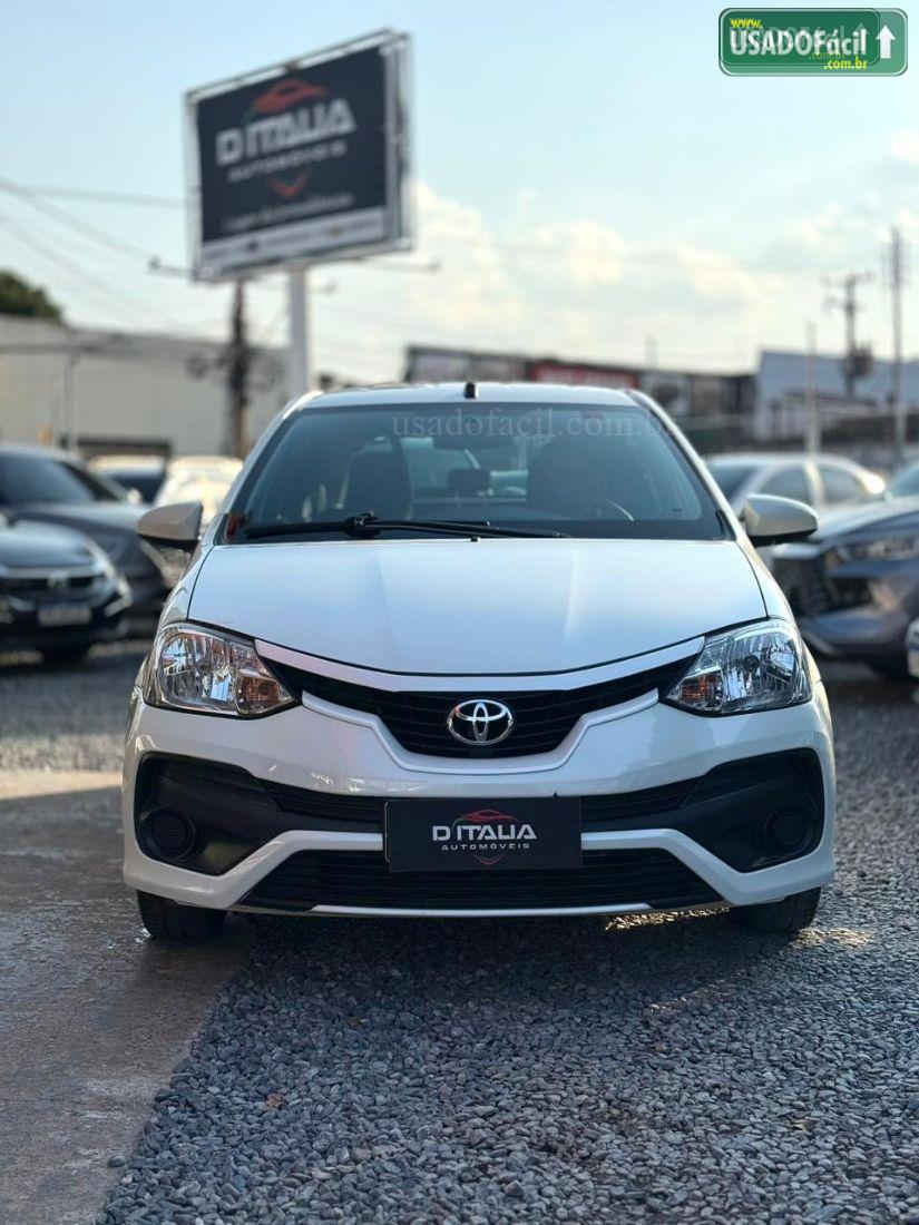 TOYOTA Etios Hatch XS 1.5 Automático Flex 2017/2018 — foto 3 de 14