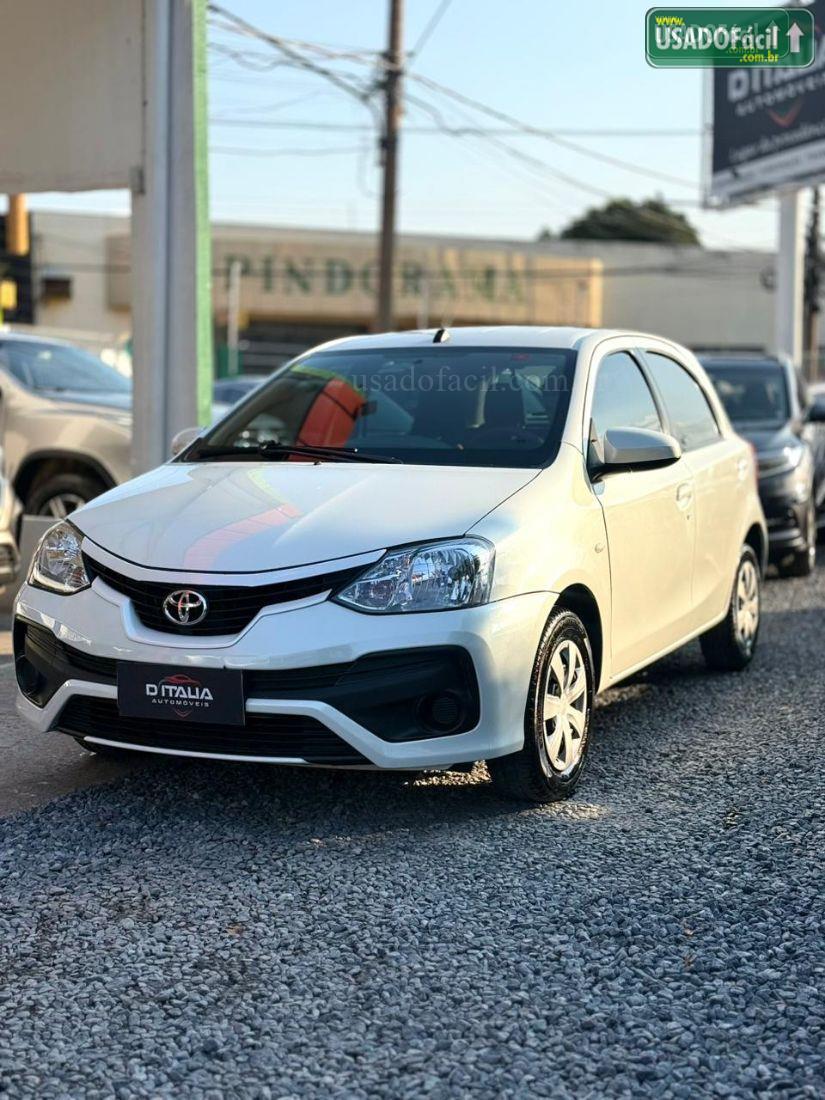 TOYOTA Etios Hatch XS 1.5 Automático Flex 2017/2018 — foto 4 de 14