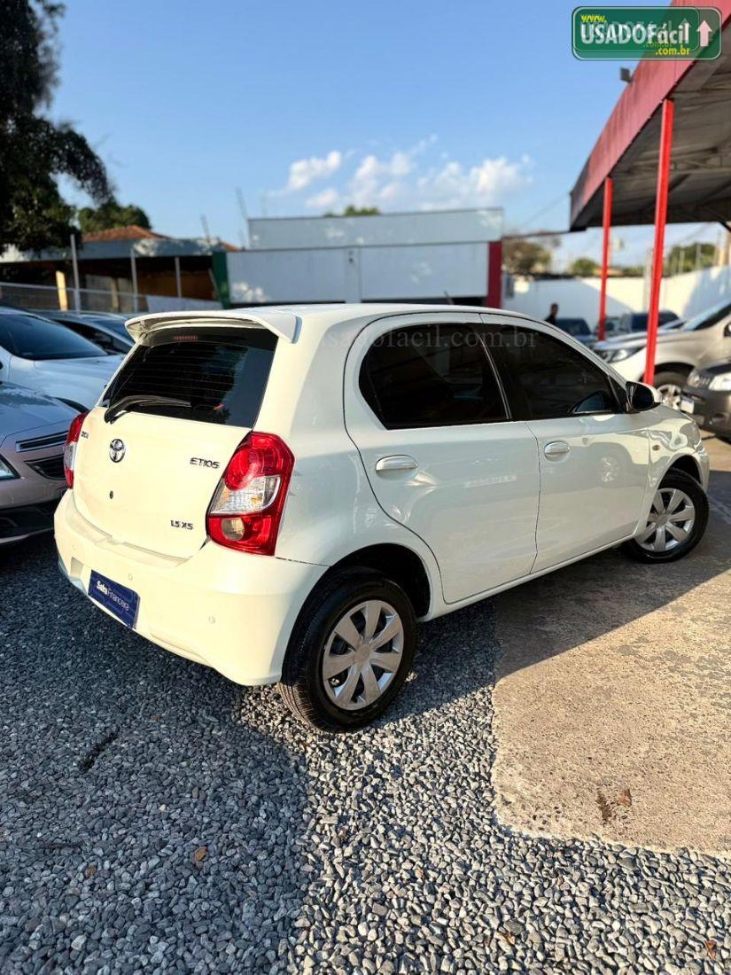 TOYOTA Etios Hatch XS 1.5 Automático Flex 2017/2018 — foto 8 de 14