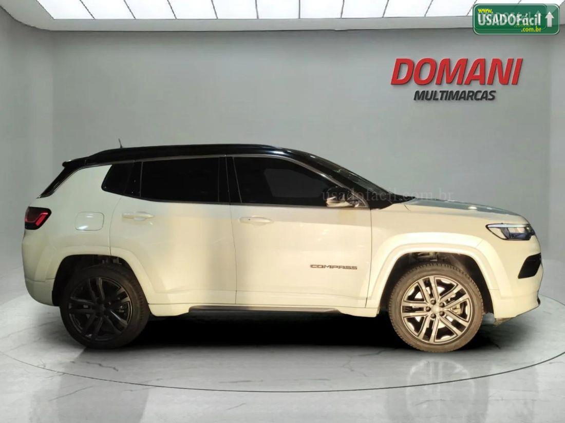 Jeep Compass Overland Hurricane 2.0 4x4 Turbo Automático 2024/2025 — foto 6 de 12