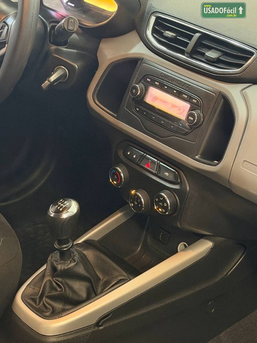 CHEVROLET/GM Onix Hatch LT 1.0 Mecânico Flex 2018/2019 — foto 17 de 18