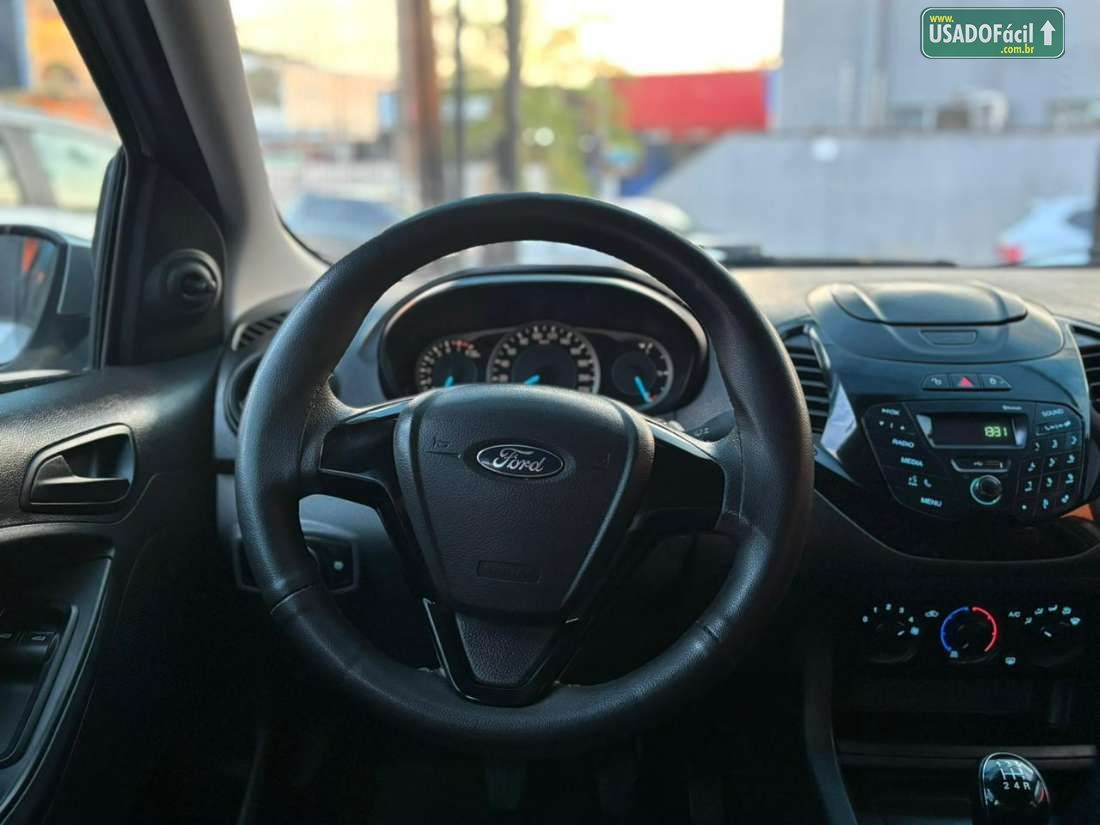 Ford Ka+ Sedan SE 1.0 Flex 2016/2017 — foto 12 de 13