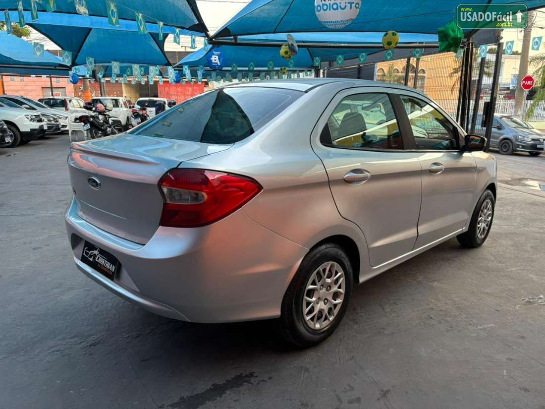 Ford Ka+ Sedan SE 1.0 Flex 2016/2017 — foto 9 de 13