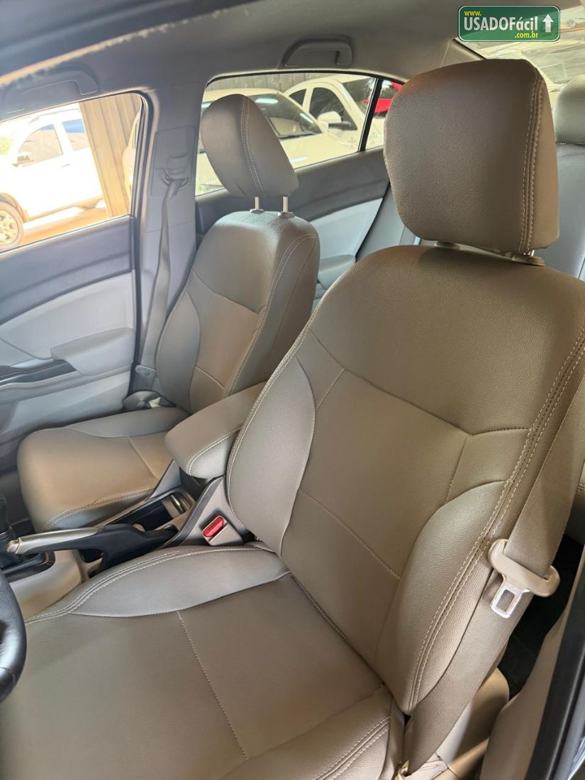 Honda Civic Sedan LXS 1.8 Mecânico 2013/2014 — foto 13 de 17