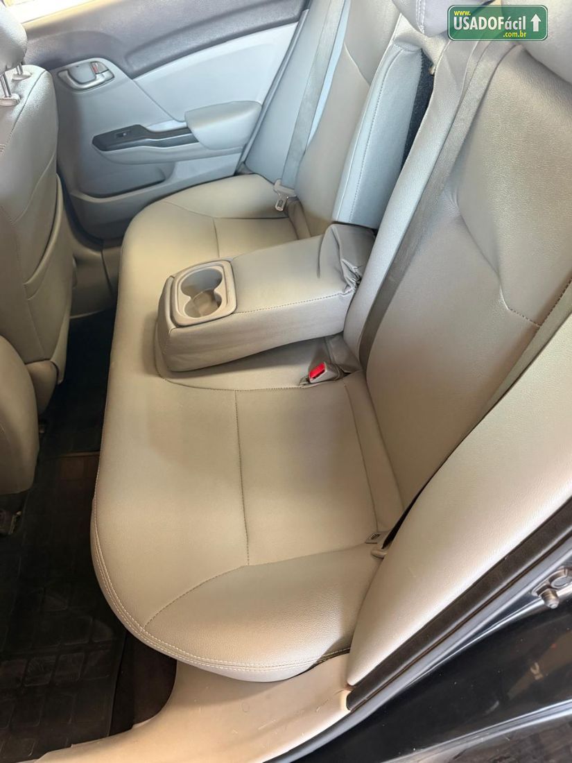 Honda Civic Sedan LXS 1.8 Mecânico 2013/2014 — foto 17 de 17