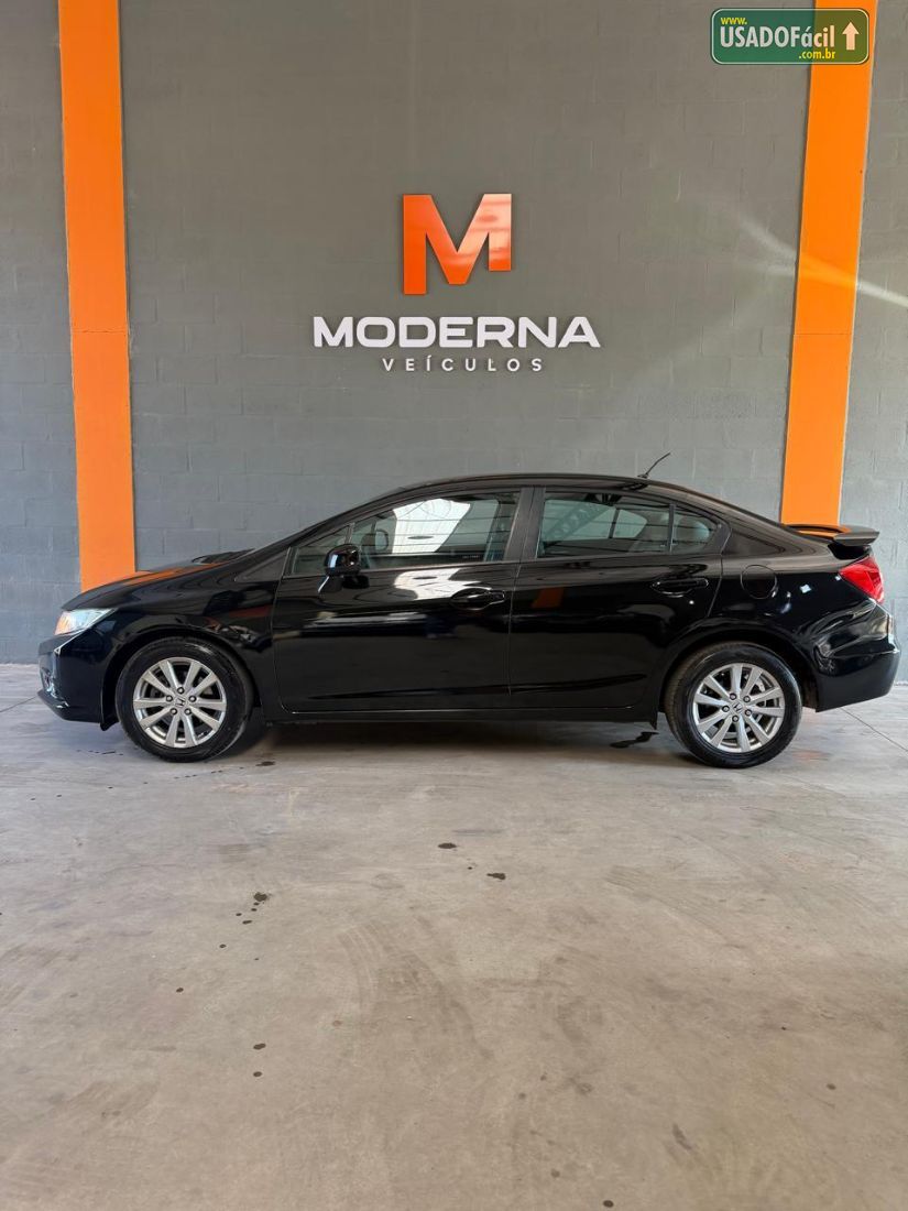 Honda Civic Sedan LXS 1.8 Mecânico 2013/2014 — foto 7 de 17