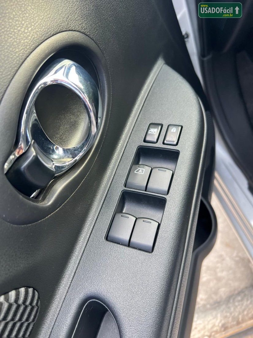 Nissan March SL 1.6 Automático 5P FlexStart 2020/2020 — foto 9 de 17