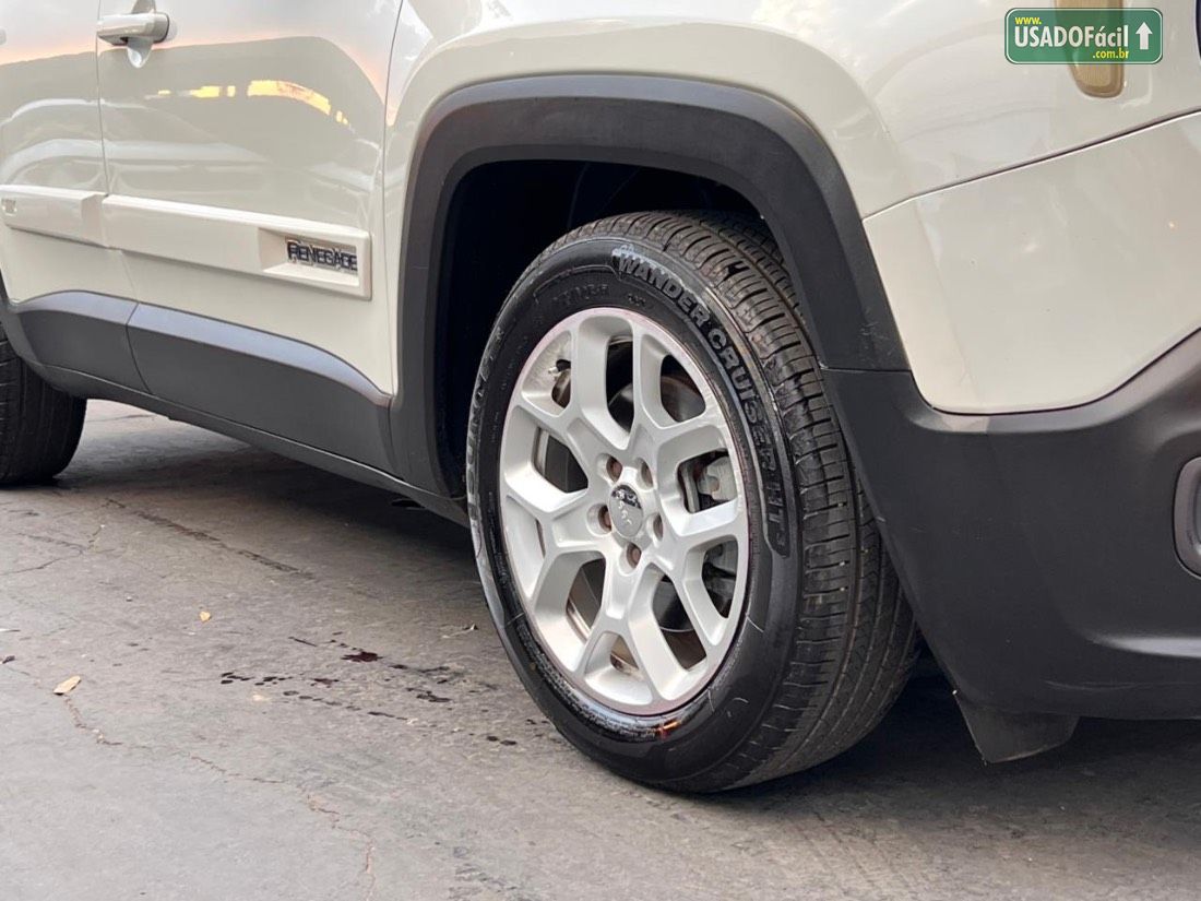 Jeep Renegade Longitude 1.8 4x2 Automático Flex 2015/2016 — foto 5 de 10