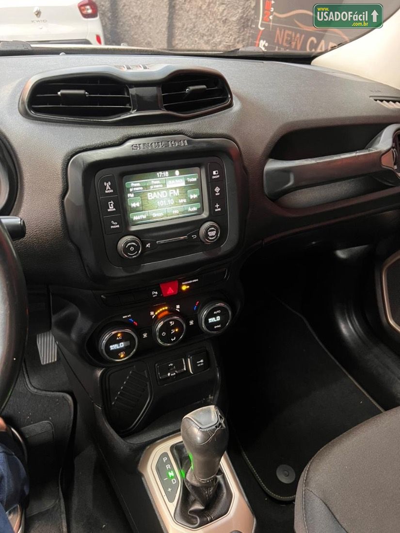 Jeep Renegade Longitude 1.8 4x2 Automático Flex 2015/2016 — foto 8 de 10