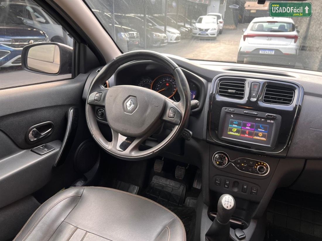 Renault Sandero Stepway 1.6 5P Flex 2016/2017 — foto 9 de 13