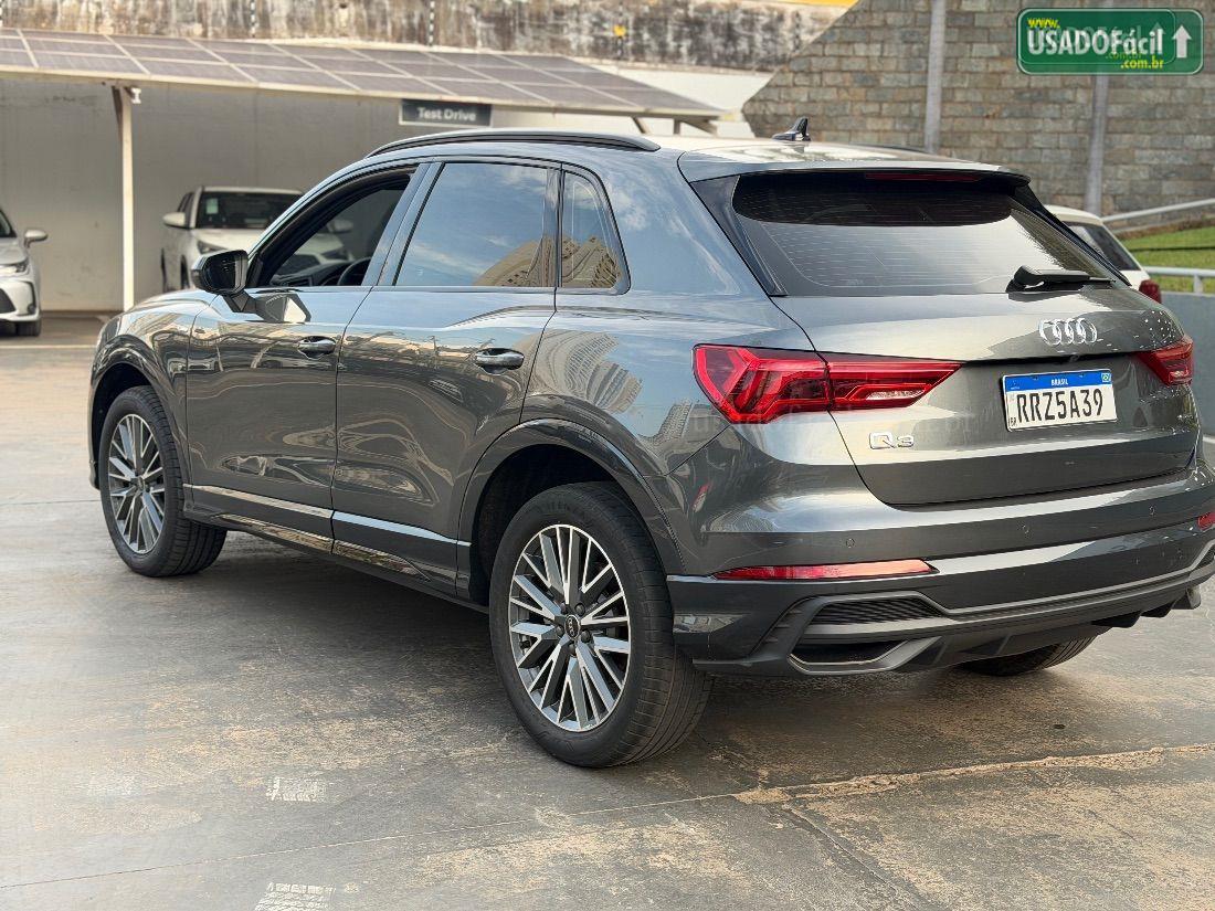 AUDI Audi Q3 Performance black 2.0 TFSI Tiptronic Quattro 2023/2023 — foto 2 de 17