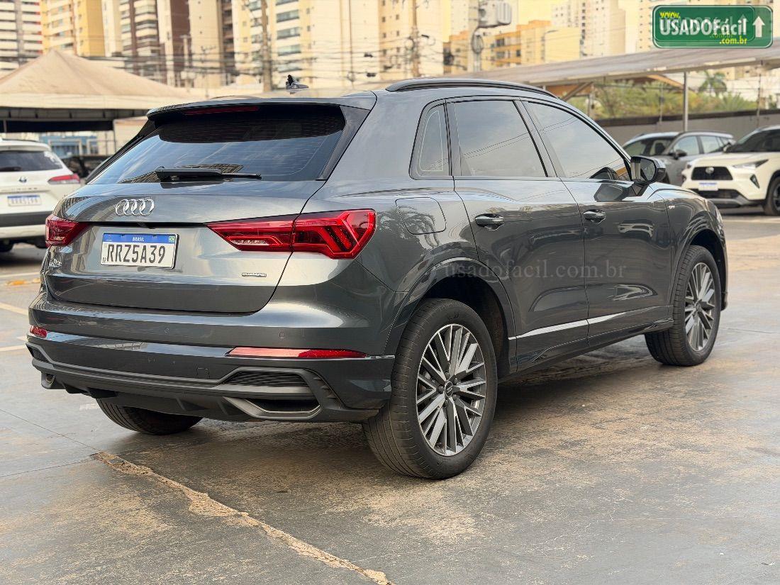 AUDI Audi Q3 Performance black 2.0 TFSI Tiptronic Quattro 2023/2023 — foto 3 de 17