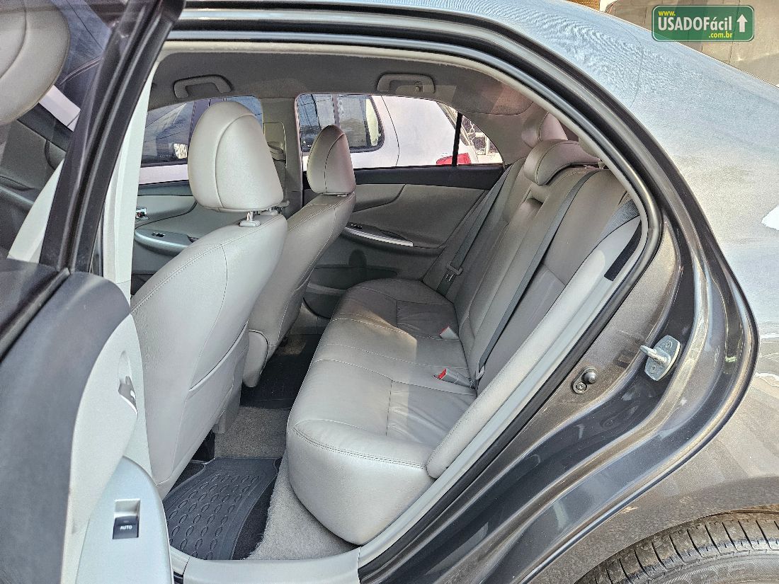 Toyota Corolla XEI 1.8 Automático Flex 2013/2014 — foto 18 de 20