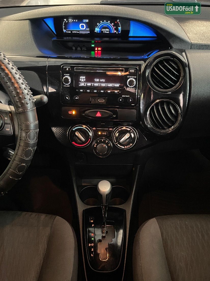 Toyota Etios Sedan XS 1.5 Automático Flex 2016/2017 — foto 17 de 21