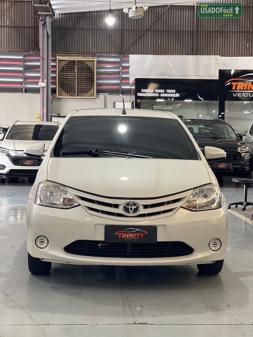 Toyota Etios Sedan XS 1.5 Automático Flex 2016/2017 — foto 2 de 21