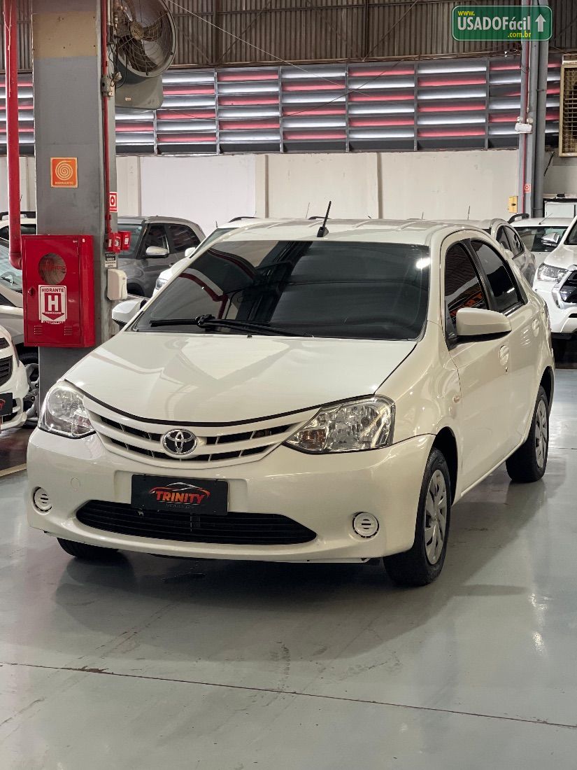 Toyota Etios Sedan XS 1.5 Automático Flex 2016/2017 — foto 3 de 21