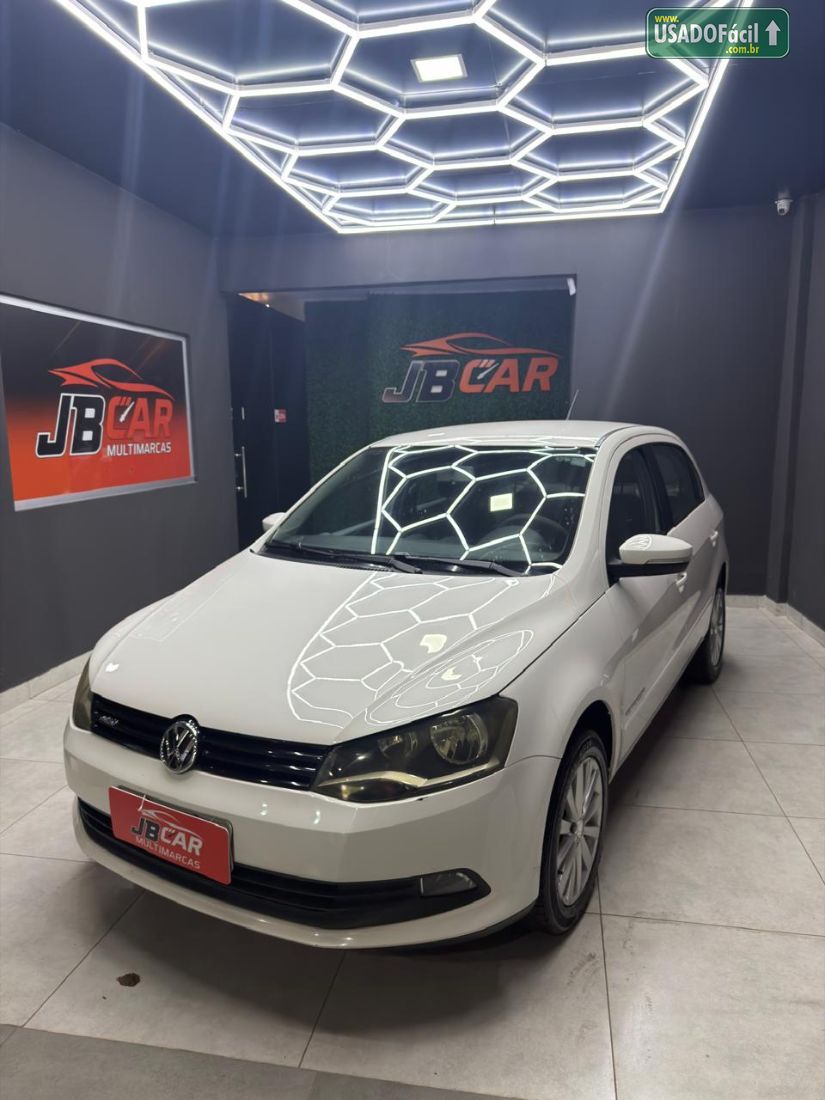 Volkswagen Gol Comfortline 1.6 4P Total Flex 2014/2015 — foto 2 de 8
