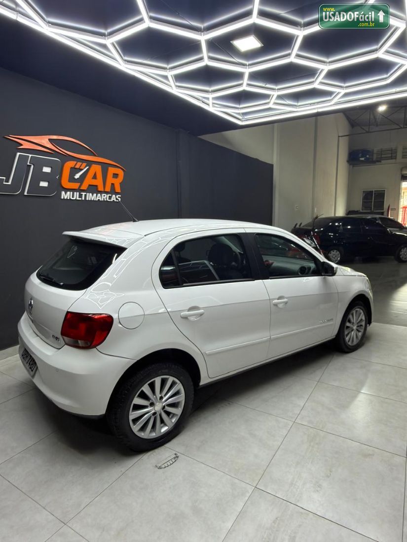 Volkswagen Gol Comfortline 1.6 4P Total Flex 2014/2015 — foto 4 de 8