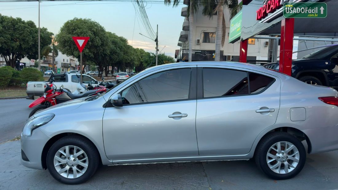Nissan Versa SV 1.6 Automático FlexStart 2019/2020 — foto 4 de 9