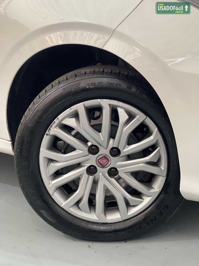 Fiat Cronos Drive 1.0 Flex 2023/2024 — foto 9 de 19