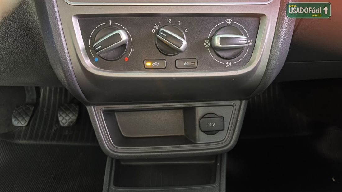 Volkswagen Gol 1.0 Mi 4P Total Flex 2013/2013 — foto 16 de 17