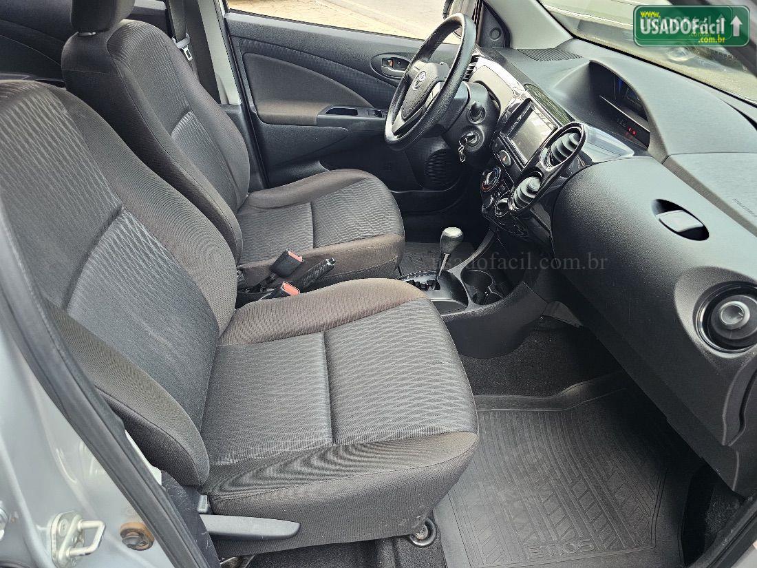 TOYOTA Etios Hatch X 1.3 Automático Flex 2020/2020 — foto 14 de 15