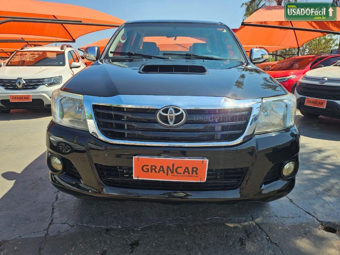 TOYOTA Hilux SRV CD D4-D 4x4 TDI Mecânico 2013/2013 — foto 2 de 11