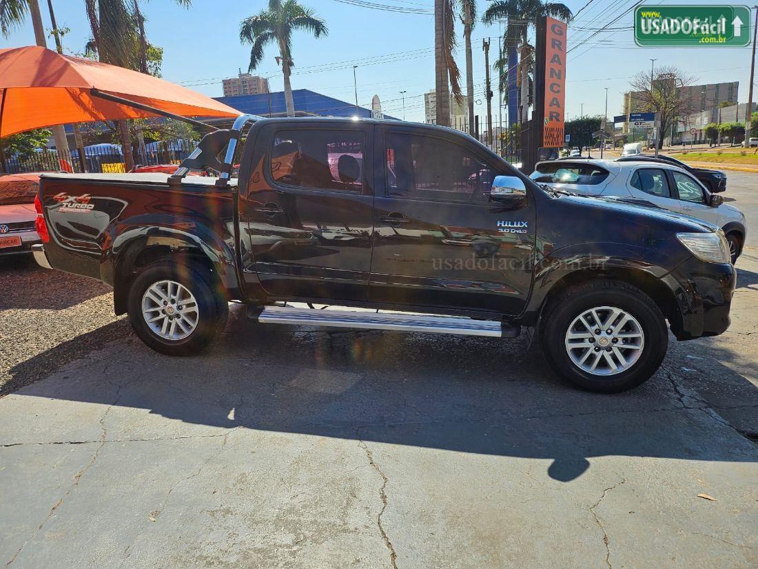 TOYOTA Hilux SRV CD D4-D 4x4 TDI Mecânico 2013/2013 — foto 4 de 11