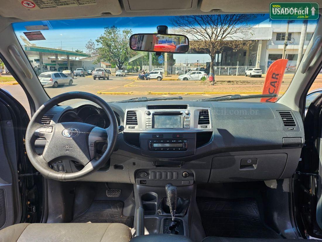 TOYOTA Hilux SRV CD D4-D 4x4 TDI Mecânico 2013/2013 — foto 9 de 11