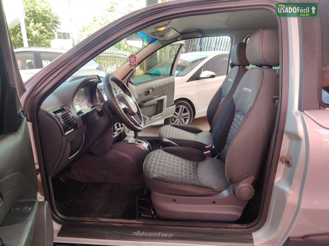 Fiat Strada Adventure CD 1.8 Dualogic Flex 2013/2013 — foto 13 de 13