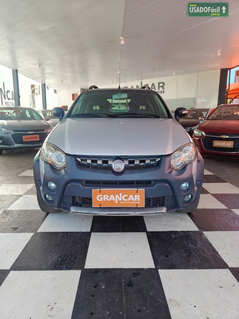 Fiat Strada Adventure CD 1.8 Dualogic Flex 2013/2013 — foto 2 de 13