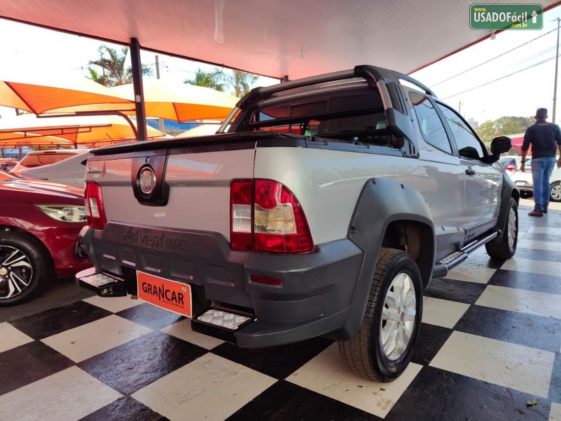 Fiat Strada Adventure CD 1.8 Dualogic Flex 2013/2013 — foto 8 de 13