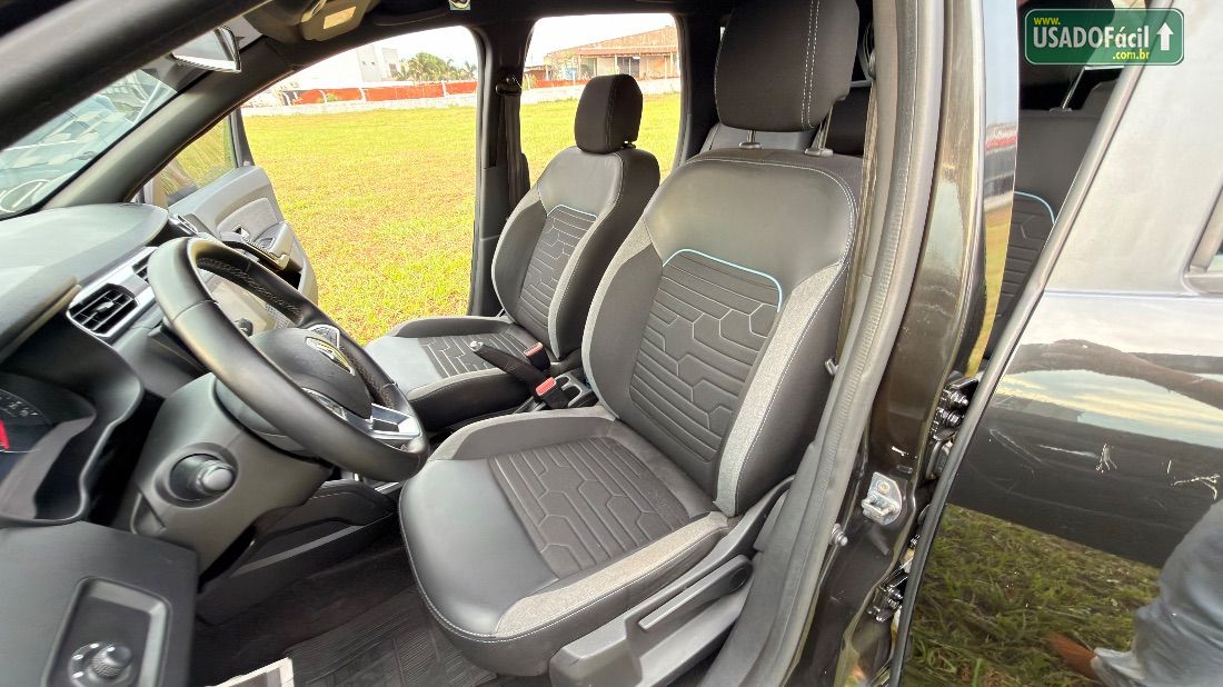 Renault Duster Intense 1.6 Automático Hi-Flex 2022/2023 — foto 12 de 19