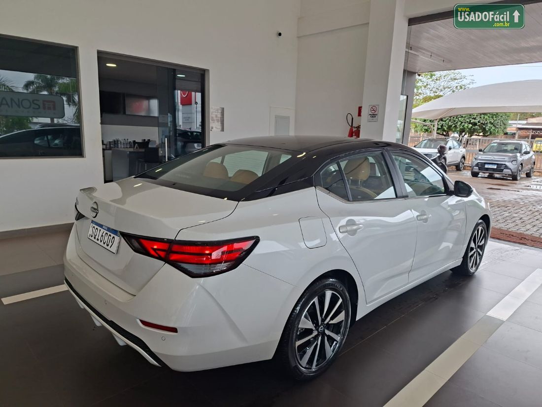 Nissan Sentra Exclusive Interior Premium 2.0 Automático 2025/2026 — foto 4 de 12