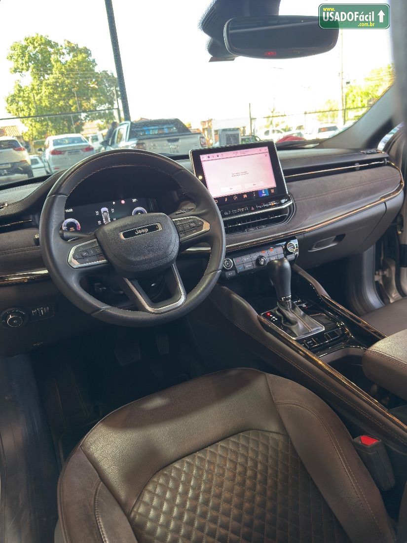 Jeep Commander Overland T270 1.3 Turbo Automático Flex 2021/2022 — foto 8 de 15