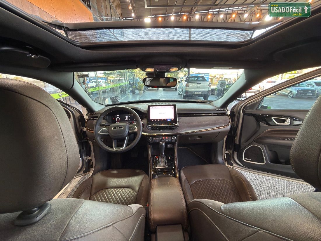 Jeep Commander Overland T270 1.3 Turbo Automático Flex 2021/2022 — foto 9 de 15