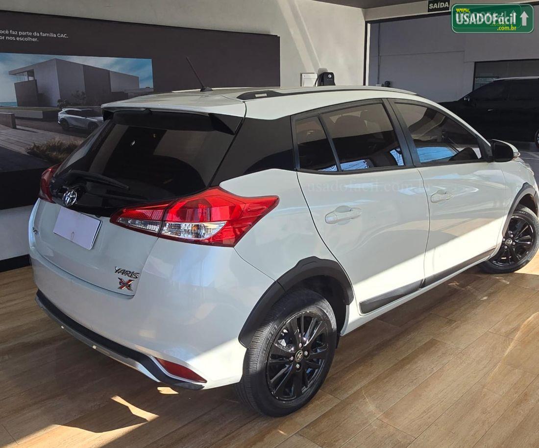 TOYOTA Yaris Hatch X-Way 1.5 Automático Flex 2019/2019 — foto 6 de 13