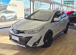 TOYOTA Yaris Hatch X-Way 1.5 Automático Flex