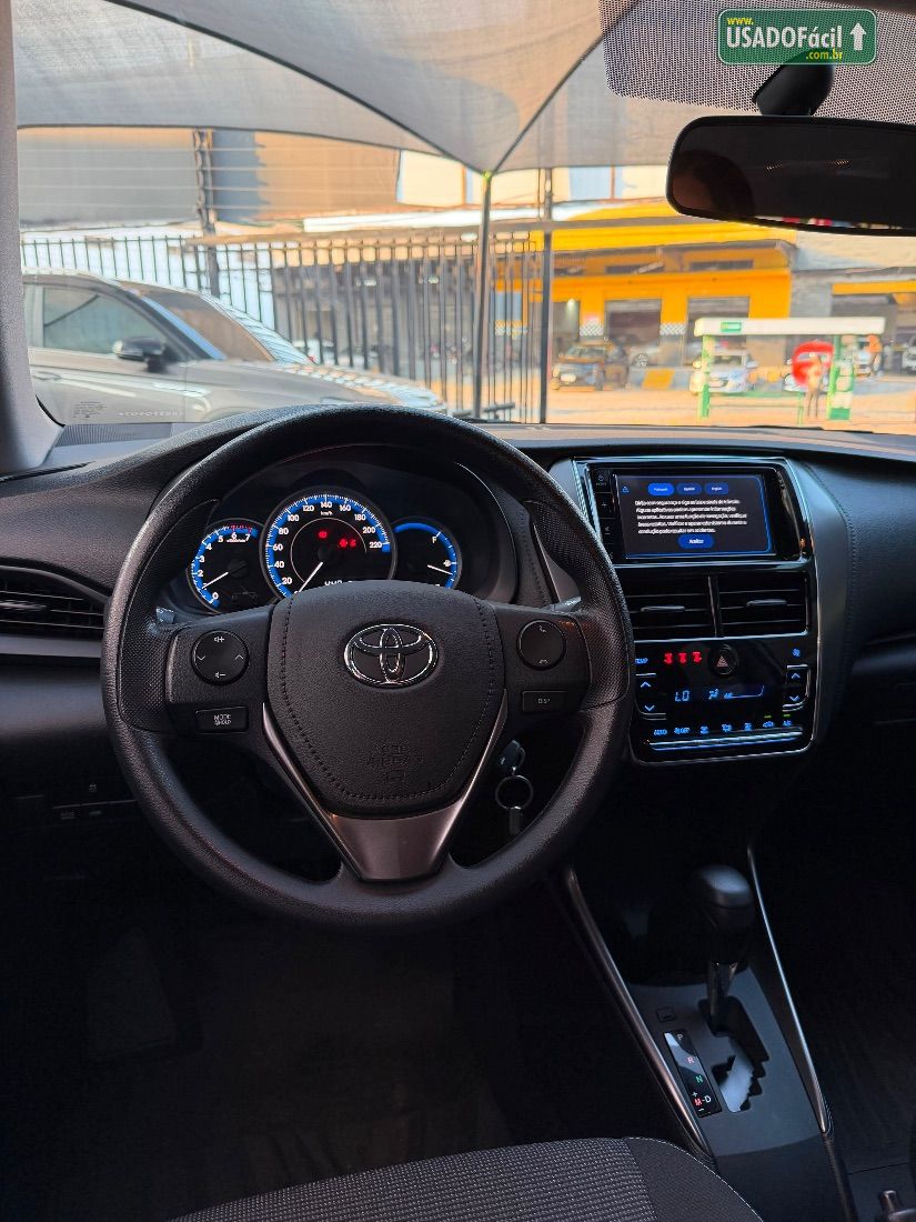 Toyota Yaris Sedan XL 1.5 Automático Flex 2023/2024 — foto 11 de 14
