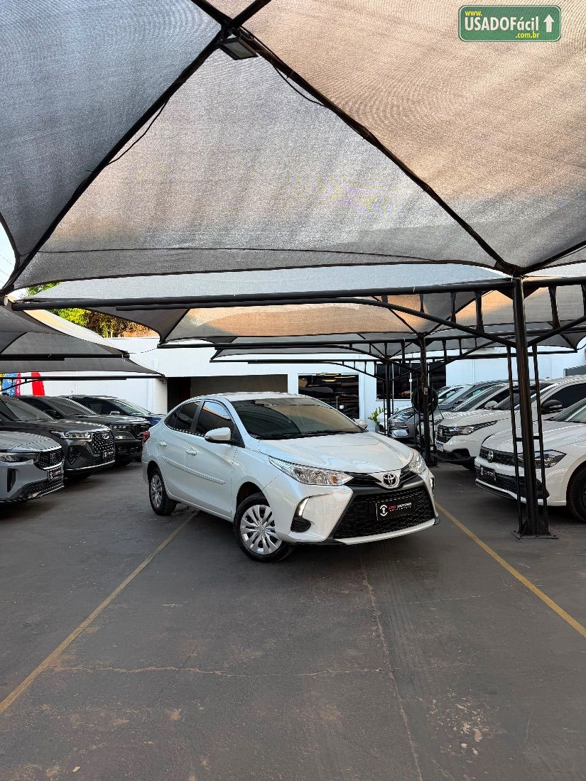 Toyota Yaris Sedan XL 1.5 Automático Flex 2023/2024 — foto 2 de 14
