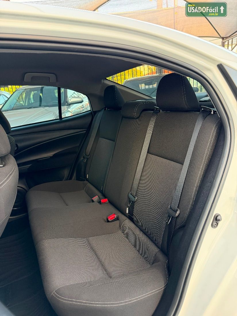 Toyota Yaris Sedan XL 1.5 Automático Flex 2023/2024 — foto 9 de 14