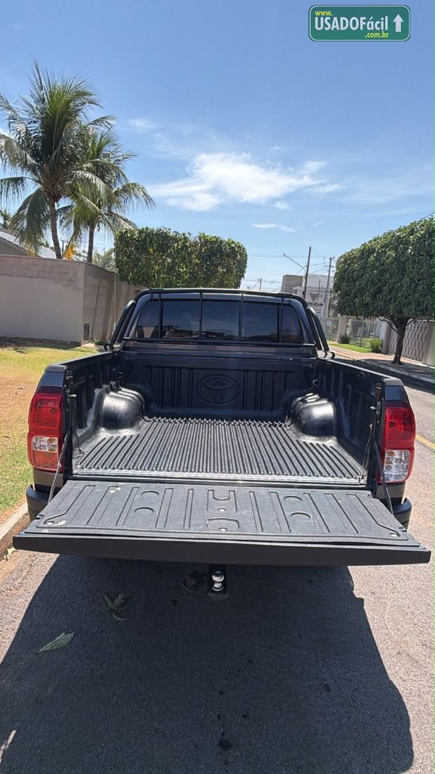 Toyota Hilux SR CD 2.8 4X4 TDI Automático Diesel 2024/2024 — foto 17 de 21