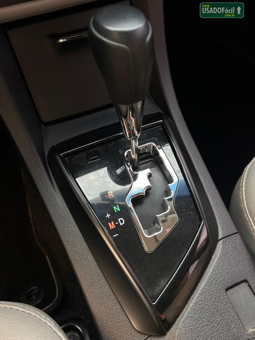 Toyota Corolla GLi 1.8 Automático Flex 2019/2019 — foto 14 de 19
