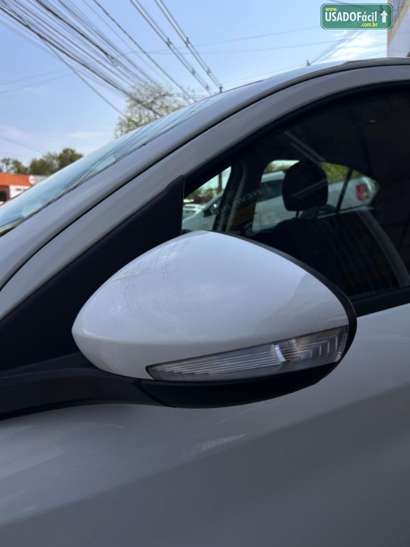 Fiat Cronos Drive 1.3 Mecânico Flex 2024/2025 — foto 7 de 17