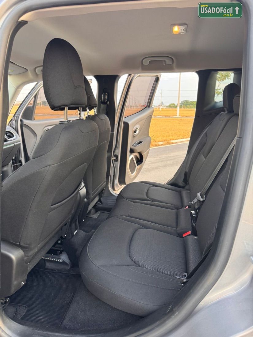 Jeep Renegade 1.8 4x2 Automático Flex 2020/2020 — foto 9 de 10