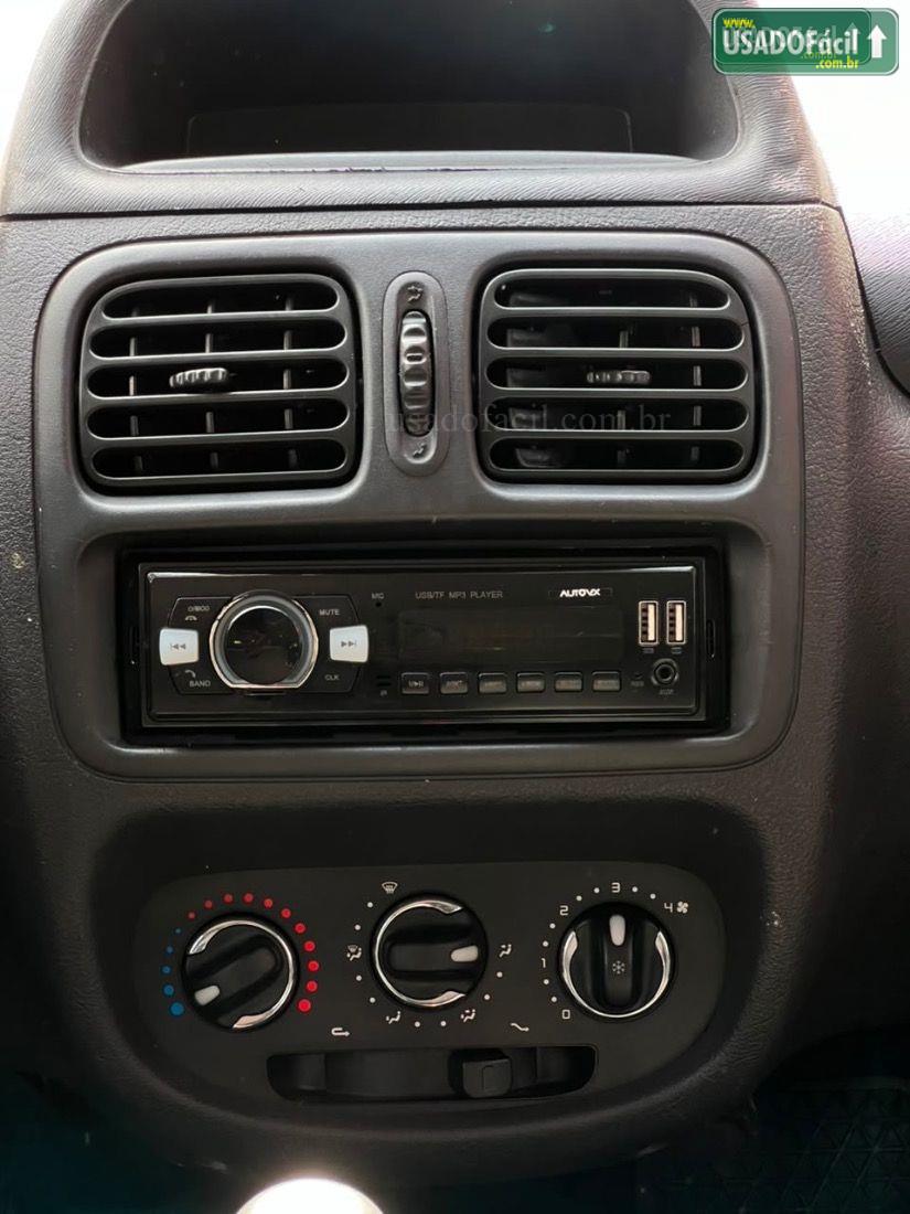 RENAULT Clio Expression 1.0 5P 2013/2014 — foto 7 de 10