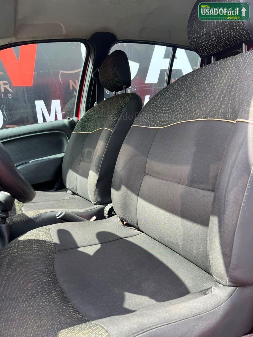 RENAULT Clio Expression 1.0 5P 2013/2014 — foto 9 de 10